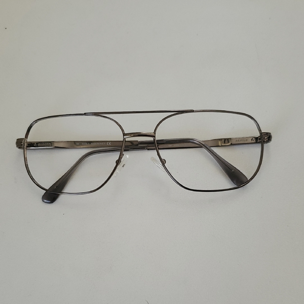Stylish Silver Aviator Glasses